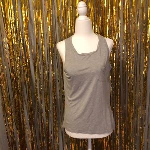 Tank top with zipper on side